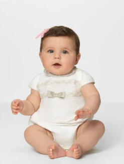 Ponto Por Ponto Unisex Ivory Baby Romper